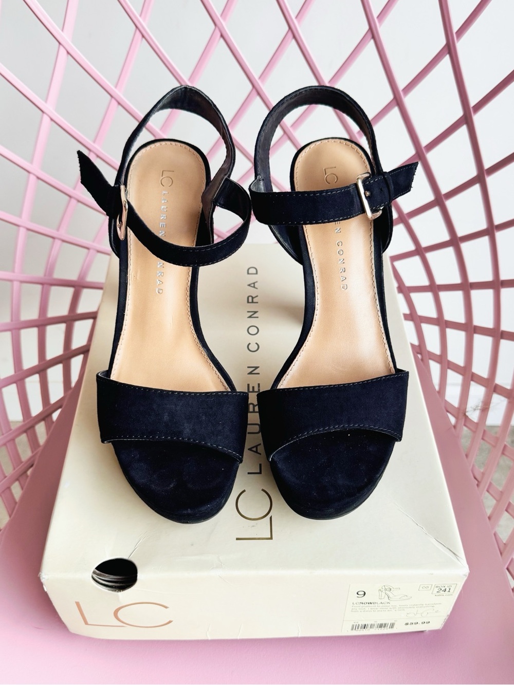 Lauren Conrad Black Platform Peep Toe Heels Size 9